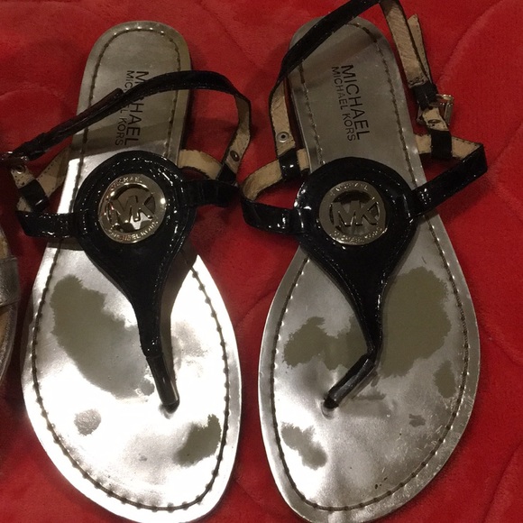 Woman - Picture 2 of 3